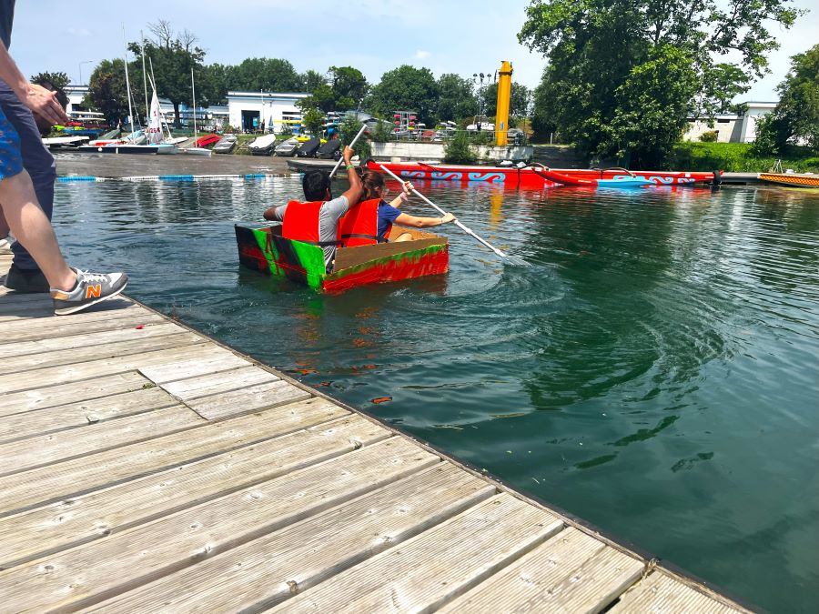 Team Building Carton Boat